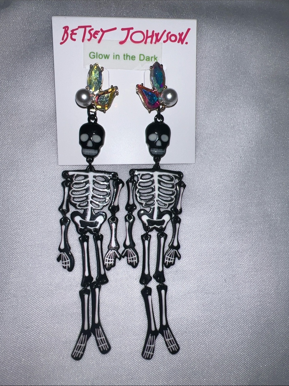 BNWT Betsey Johnson Glow in the dark Skeleton Drop Earrings